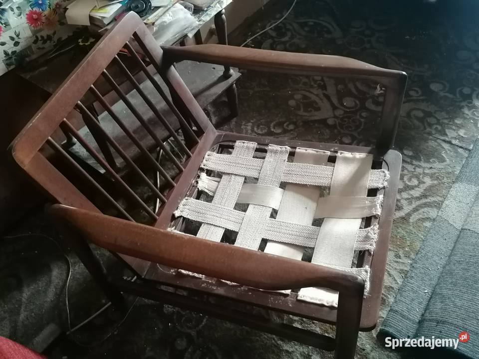 Fotel B7522 projektu Zenona Bączyka z lat 60rych