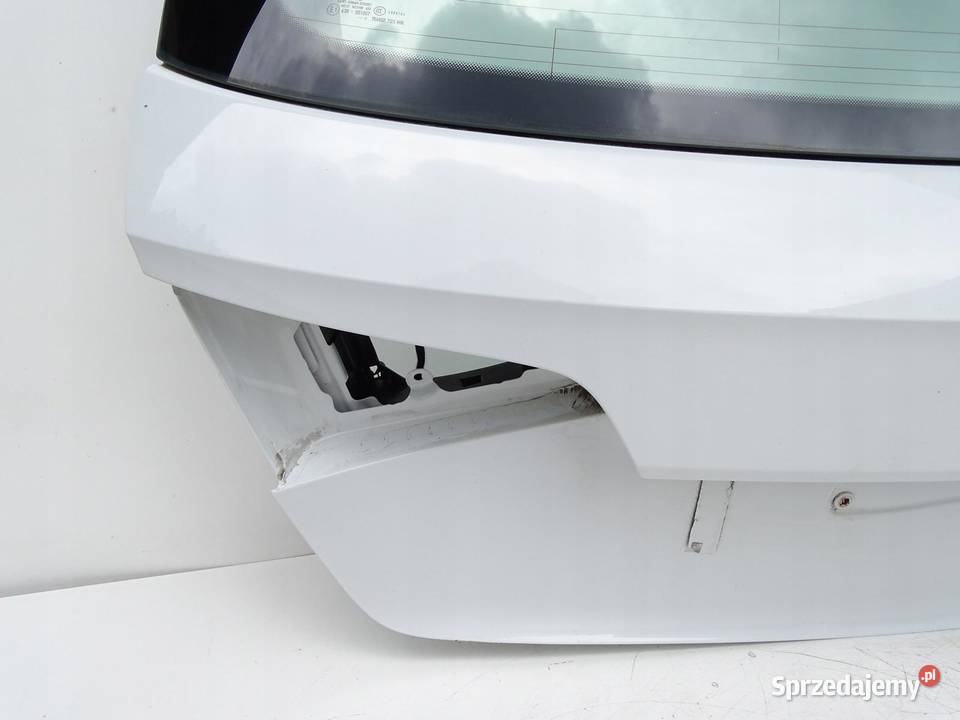 KLAPA TYŁ BAGAŻNIKA Z SZYBĄ LS9R AUDI A3 8V 5D