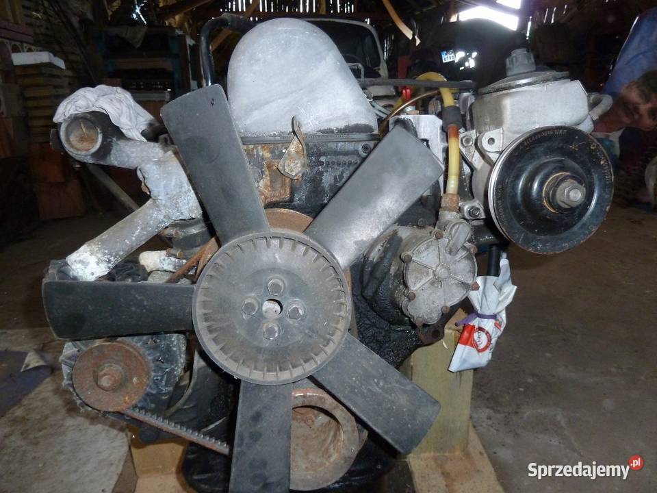 Silnik skrzynia Mercedes w123 20D OM615