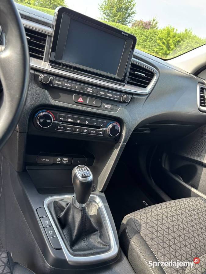 Kia Ceed 14 TGdi salon Polska wzorowy stan 118000km