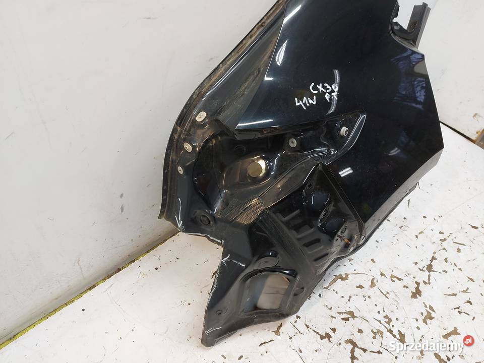 MAZDA CX30 Błotnik tył prawy 41W