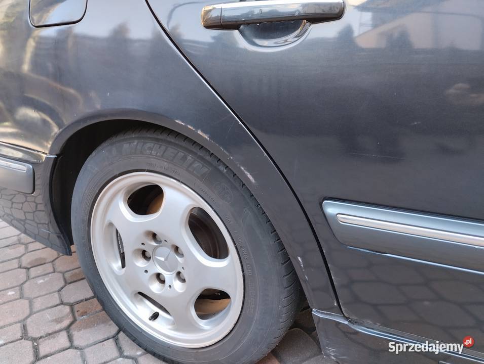 Sprzedam MercedesBenz E 270 CDI Klima Automat garażowany Łuków sprzedam