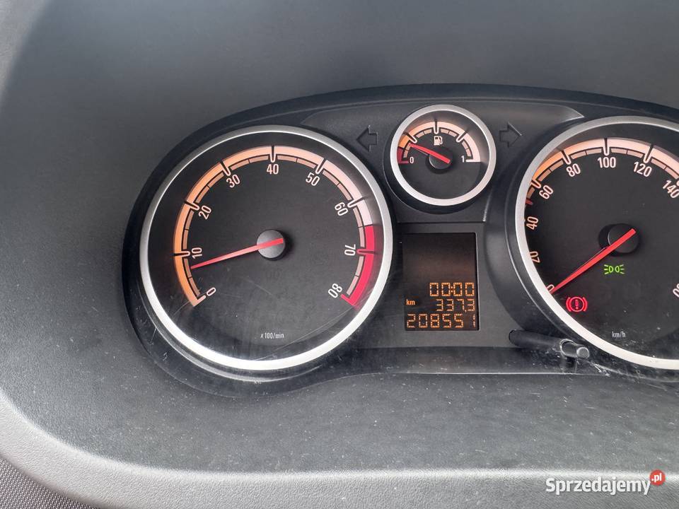 Opel Corsa D 12 benzyna bogate wyposażenie Samochody osobowe Żnin sprzedam