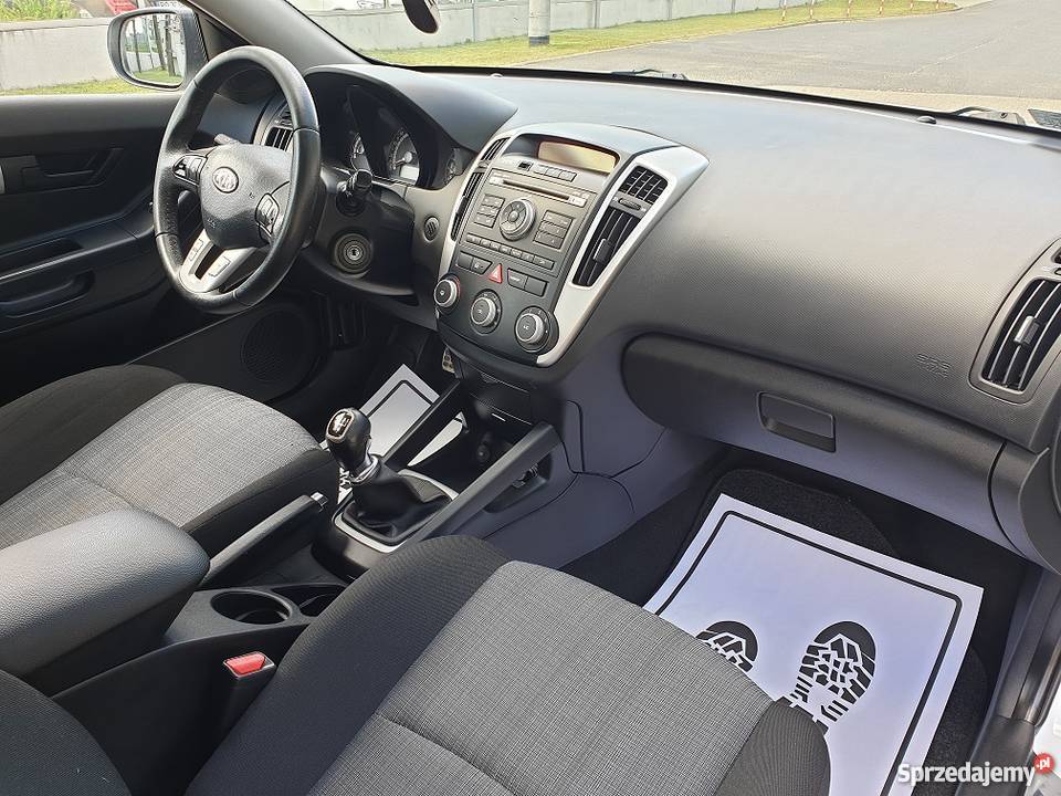 Kia Proceed 14 Benzyna 2010 I właściciel 121 wspomaganie kierownicy wielkopolskie Poznań