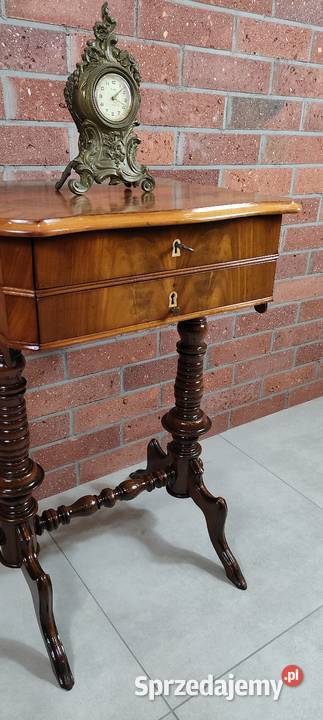 Piękny stolik niciak Ludwik Filip antyk Łagów