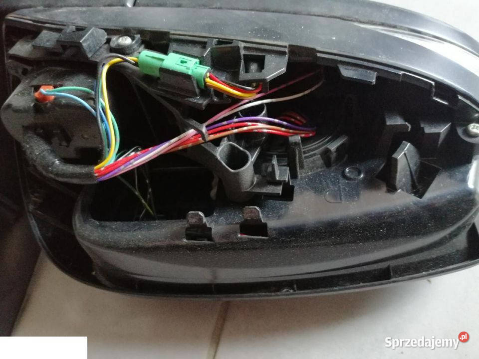 Toyota rav4 2016 lusterko prawe 14pin Europa lusterka zewnętrzne Kozubszczyzna