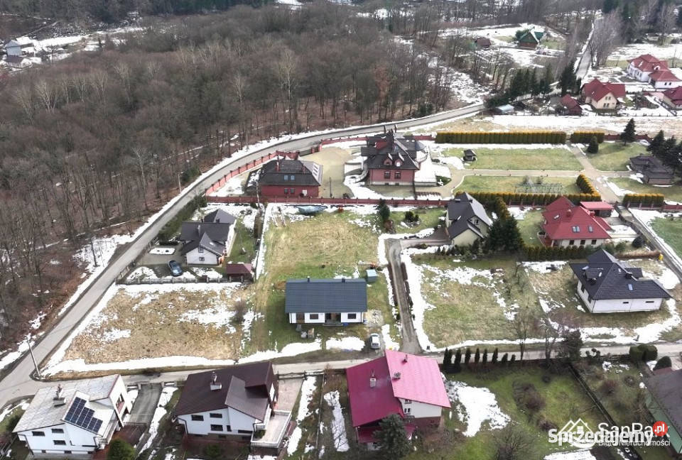 Grunt Zahutyń 993 metry