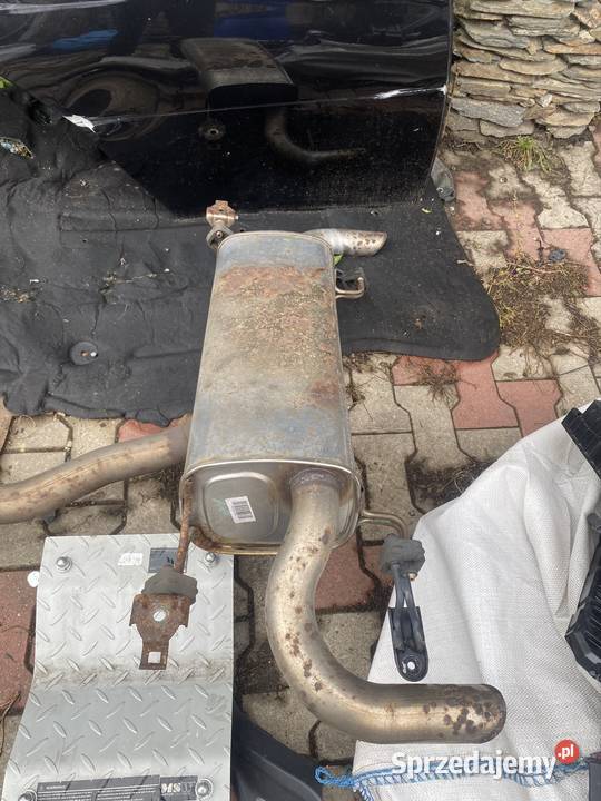 Alfa Romeo Giulia qv 4x4 ćwiartka lewy próg Rok produkcji 2022 opolskie sprzedam