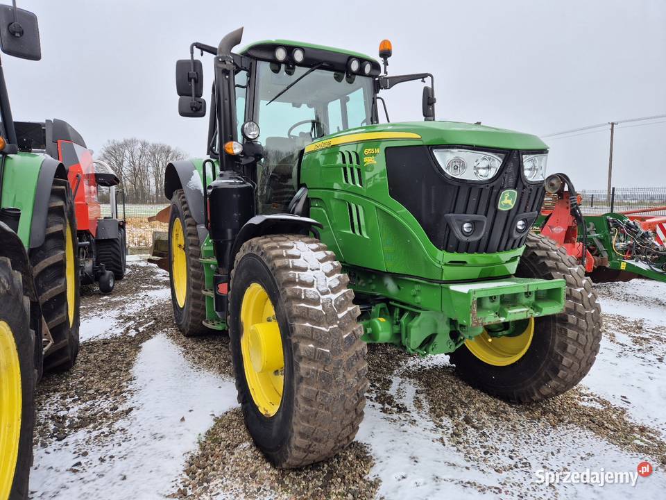John Deere 6155M nie pracował w rolnictwie Dziwie