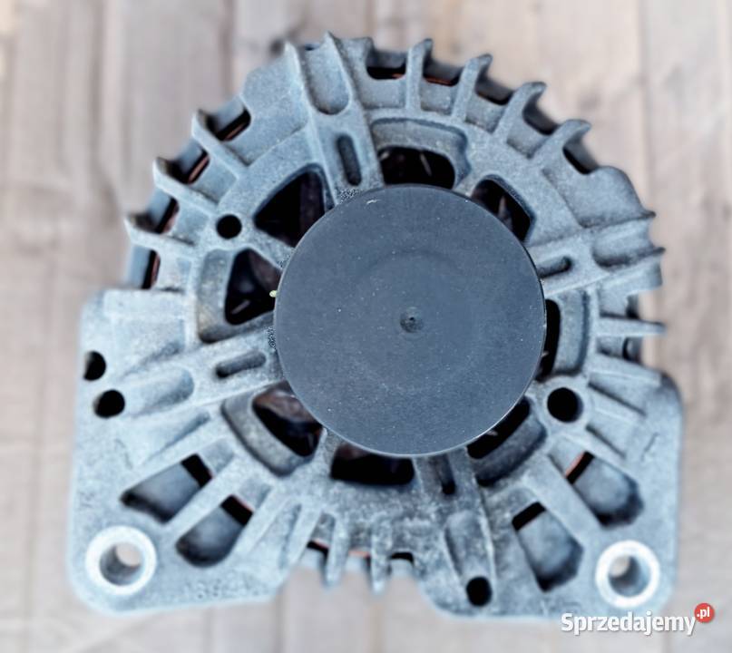 RENAULT ALTERNATOR TG15C128 231000018R 2605121A Radom