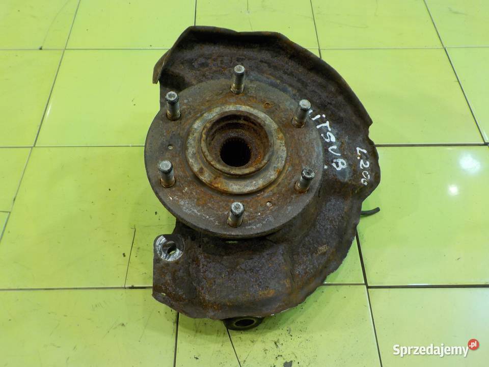 MITSUBISHI L200 IV 25 DID 4x4 06r 5D zwrotnica osobowe Suków