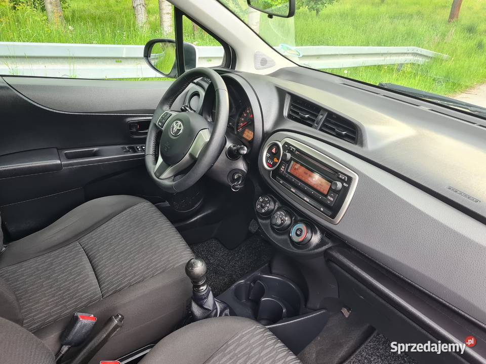 Toyota Yaris III 13 Benzyna 2012 ORYGINAŁ KLIMA Ostrowiec Świętokrzyski
