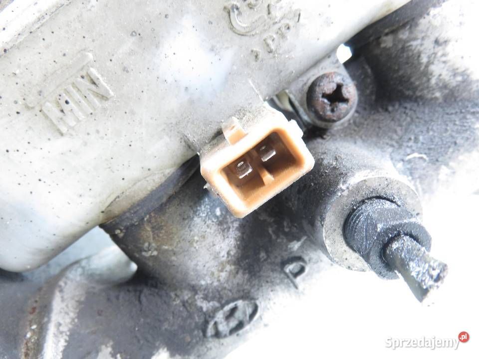 SERWO KIA CERATO I 16 585002F600 591102F600