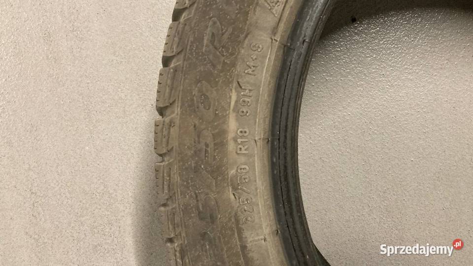 Komplet Pirelli MS 22550 R18 99H