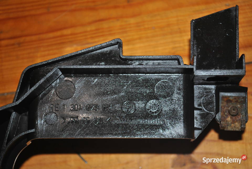 Ślizg lampy prawy przód BMW E46 COUPE CABRIO śląskie Poręba sprzedam