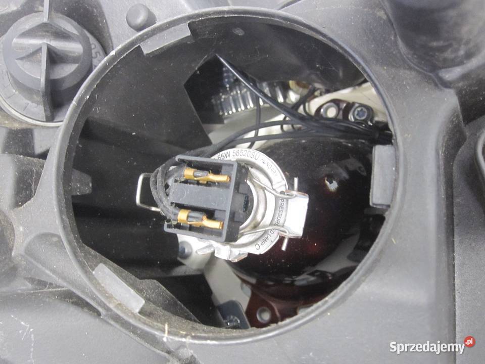 MERCEDES C KLASA S204 W204 10r lampa lewa przód Motoryzacja świętokrzyskie Kielce
