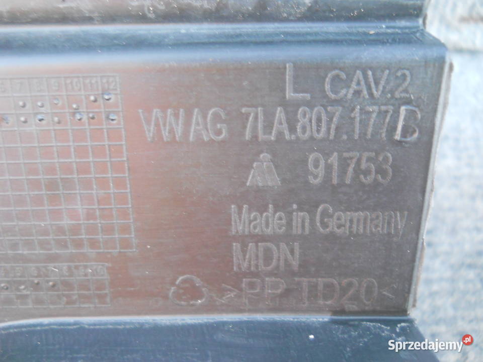 VW T6 ŚLIZG PROWADNICA ZDERZAKA PRZÓD dolnośląskie Siechnice