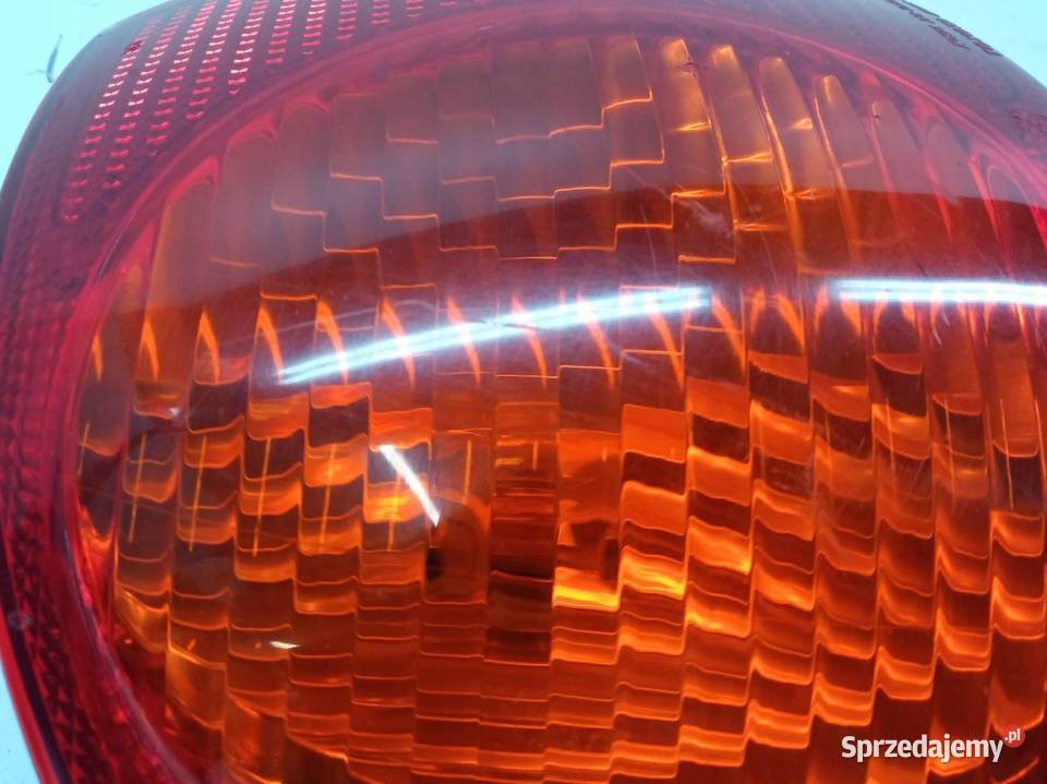 LAMPA TYŁ LEWA SEDAN E12 Toyota Corolla VIII świętokrzyskie