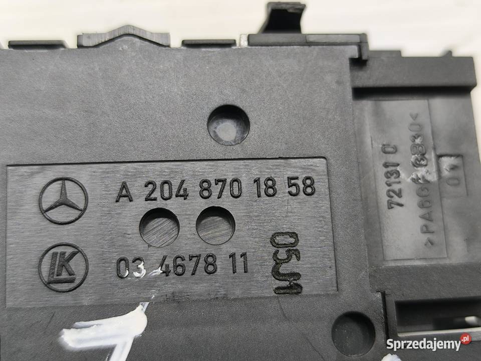 PANEL REGULACJI FOTELA LEWY EKLASA W212