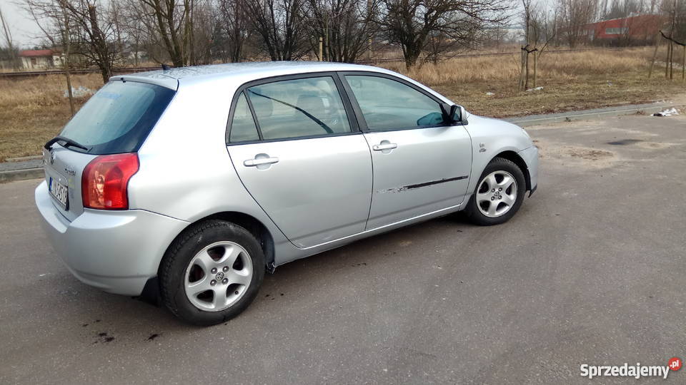 Toyota Corolla E12 20 d4d Lift hatchback 5drzwi Samochody osobowe Toruń sprzedam