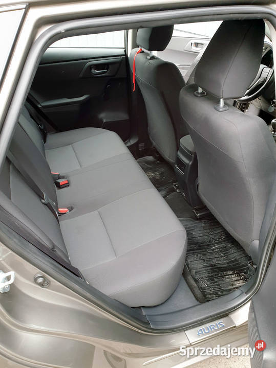 TOYOTA AURIS ACTIVE CITY 133 benzyna 2017 Hatchback Warszawa sprzedam