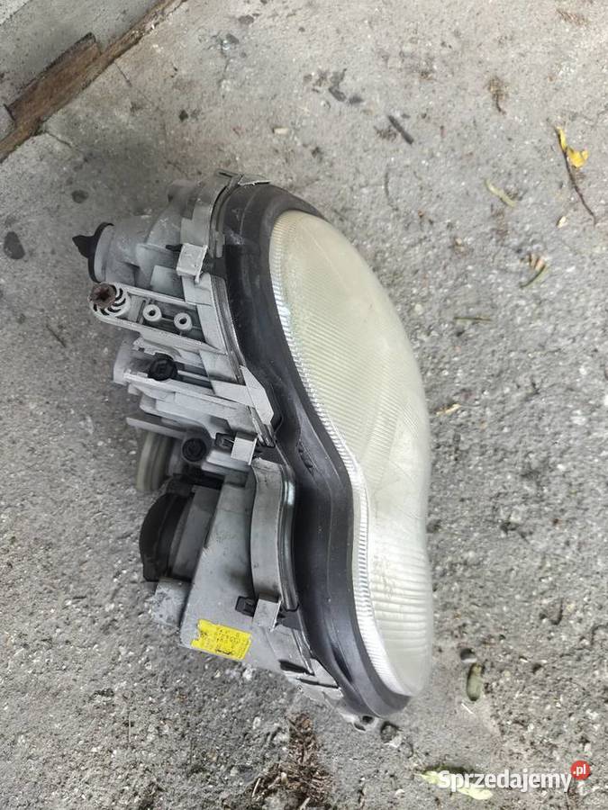 Mercedes Benz w203 c klasa lampa lewa przedlift Szczecin