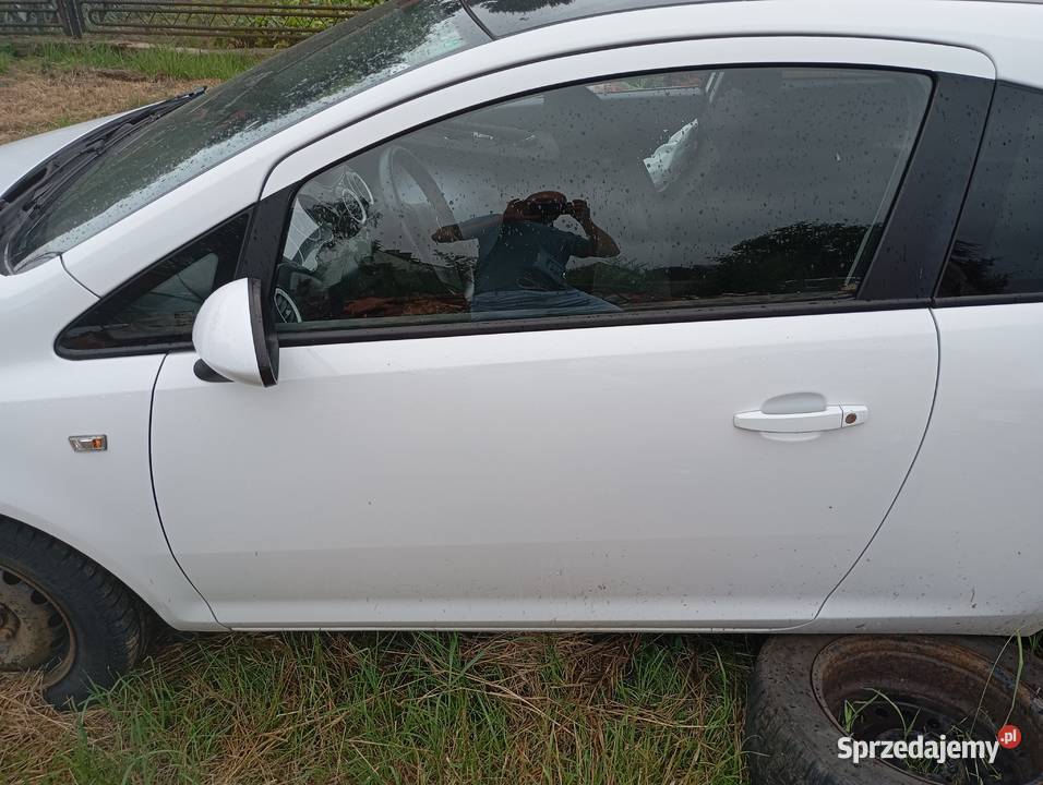 Opel Corsa 2011 osobowe Kąty Wrocławskie sprzedam
