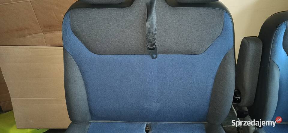 Fotele Renault Trafic 2 2011r Krasnosielc