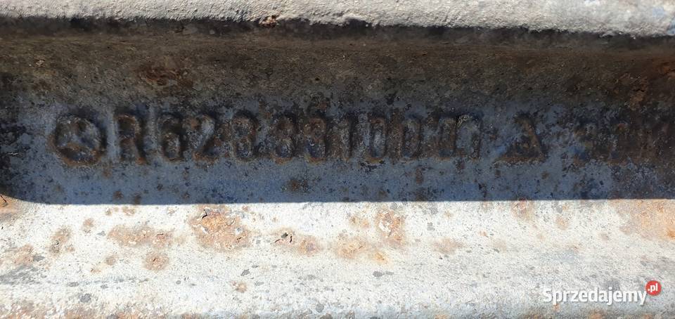 AUTOBUS MERCEDES OŚ PRZEDNIA