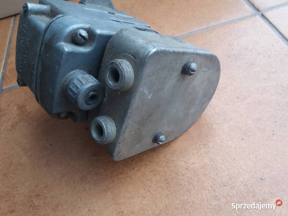 Iskrownik katek silnik stacjonarny junak k750