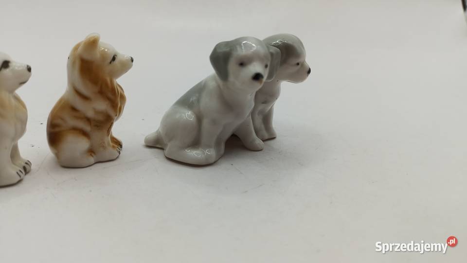 Figurka ozdoba malutkie pieski kolekcja Zamość