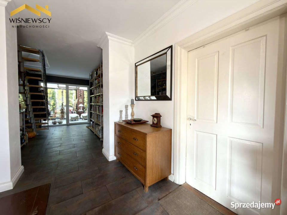 Ceglany dom 170 m działka 3700 m Parpary