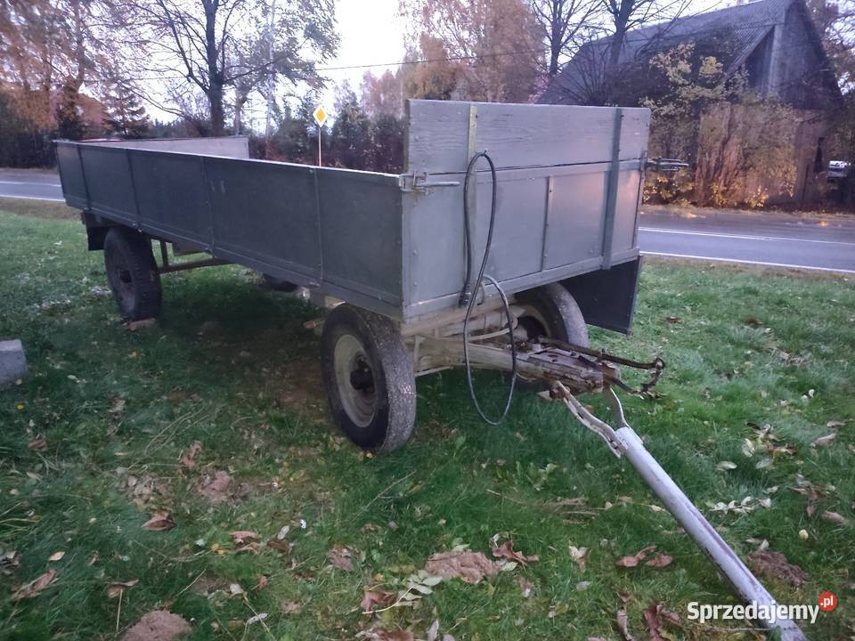 Przyczepa dwuosiowa wóz nieuszkodzony
