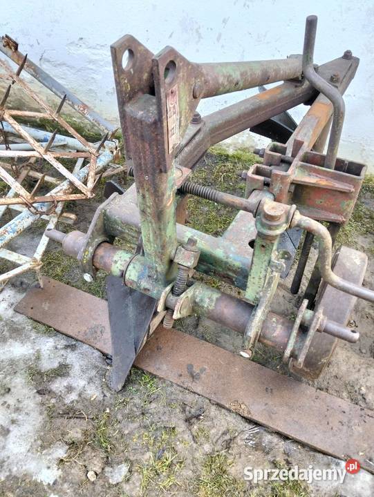 Sprzedam pług 2 skibowy Grudziącki sprzedam