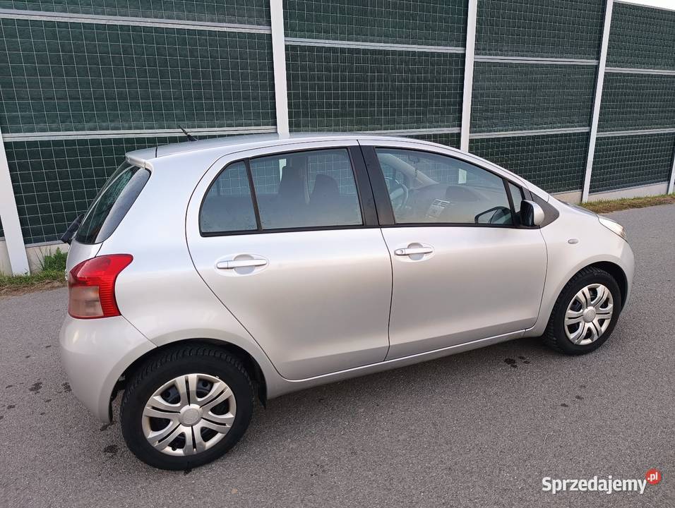 Toyota Yaris 13 benzyna 87 124 2008r Hatchback podkarpackie Brzozów