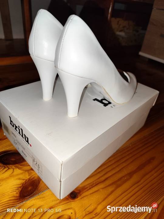 perłowe klasyczne wysokie szpilki firmy brilui Półbuty Szczecin