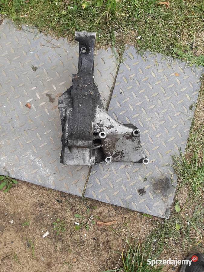 Uchwyt sprężarki klimatyzacj vw t4 Części montażowe Świerkówki