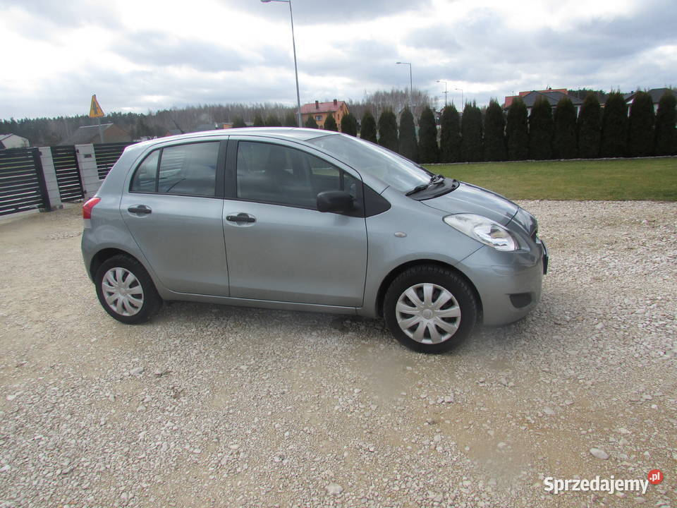 TOYOTA YARIS BEZWYPADKOWY KLIMATYZACJA KOMPUTER elektrochrom. lusterka boczne łódzkie