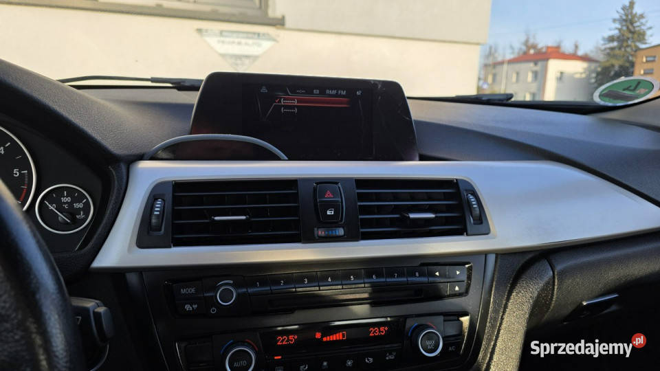 BMW 330 BMW 330D xDrive ładny stan 4x4 sedan F30 VAT marża Chełm Śląski
