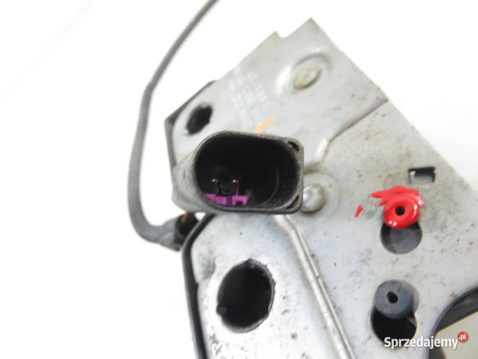 ZAMEK MASKI VW TIGUAN 5N 5N0823509A