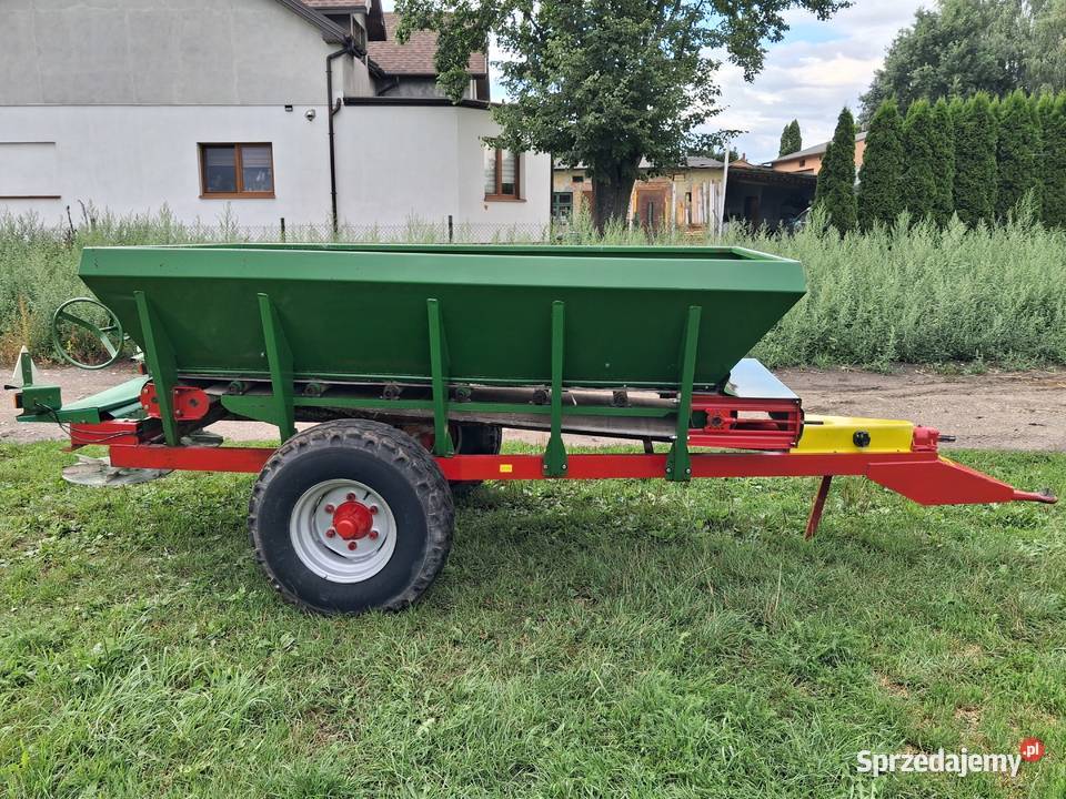 Rozsiewacz wapna rcw3piastwapniarka Rzgów sprzedam