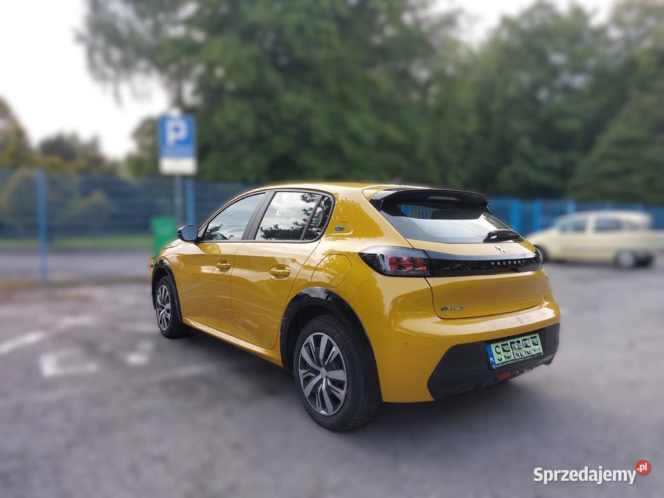 Bezwypadkowy z polskiego salonu na gwarancji Motoryzacja