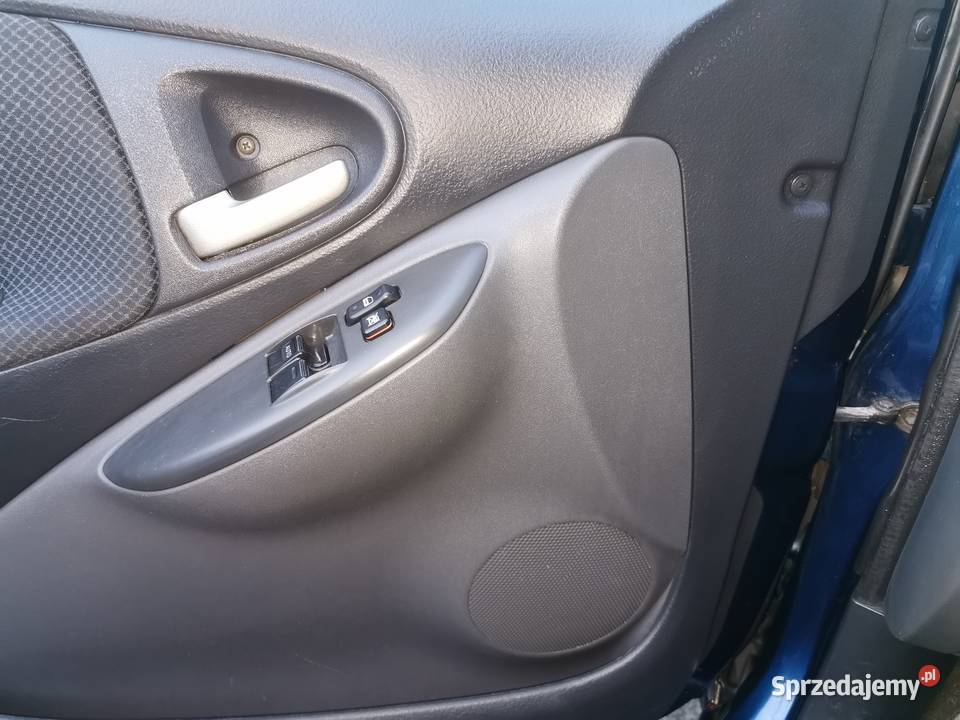 Toyota Yaris salon Polska Samochody osobowe Mosina