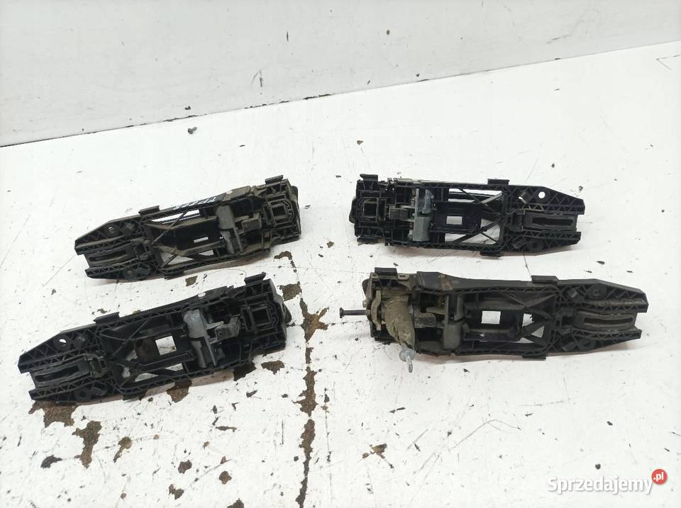 KLAMKA ZEWNĘTRZNA KOMPLET Skoda Superb II