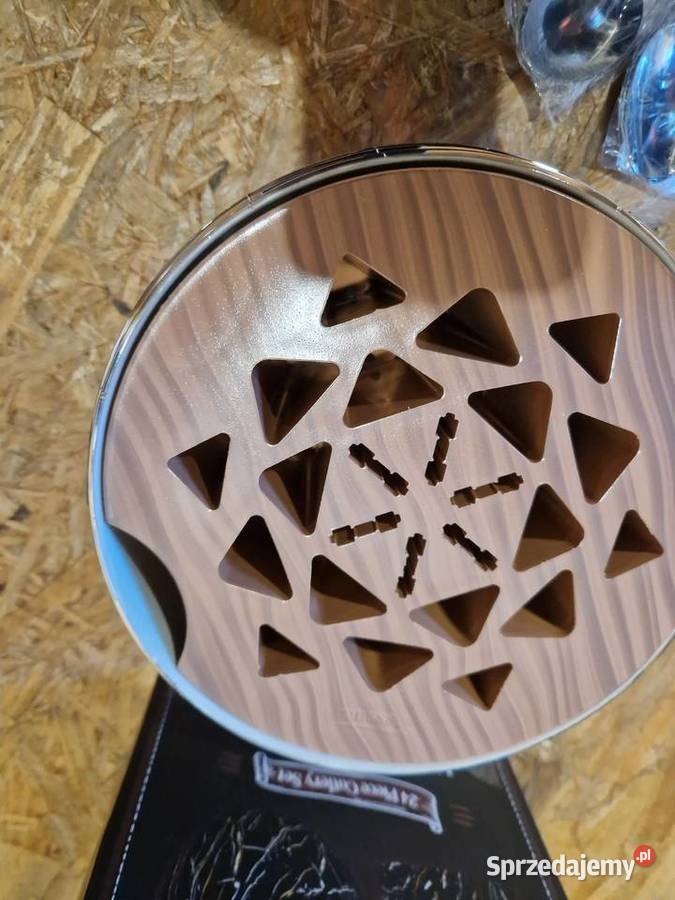 Komplet sztućców stal nierdzewna połysk złote Głogowa