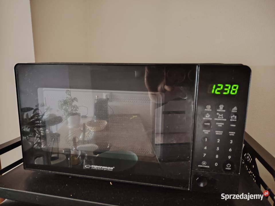 Kuchenka mikrofalowa wolnostojąca Esperanza sprzedam