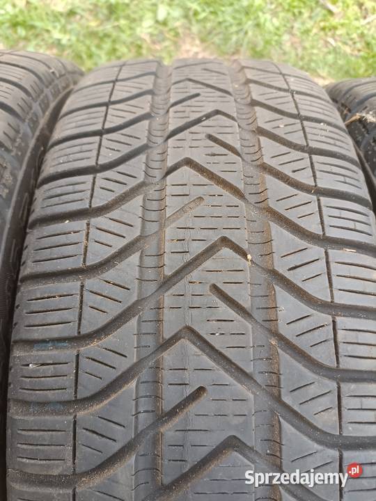 Sprzedam opony zimowe 19545 r16 Pirelli Ostrołęka sprzedam