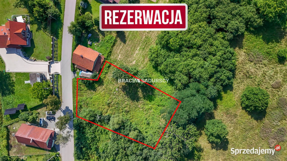 Grunt 1169m2 Pozowice