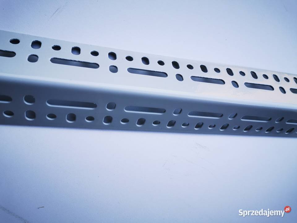 Kątownik perforowany 60x60x2mm RAL 3800 1 mb Kozienice sprzedam