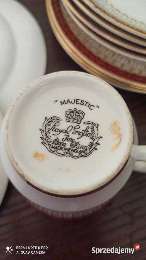 Filiżanka do kawy z talerzykiem deserowym